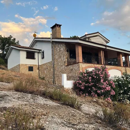 Casa Paco De Gredos Holiday home *